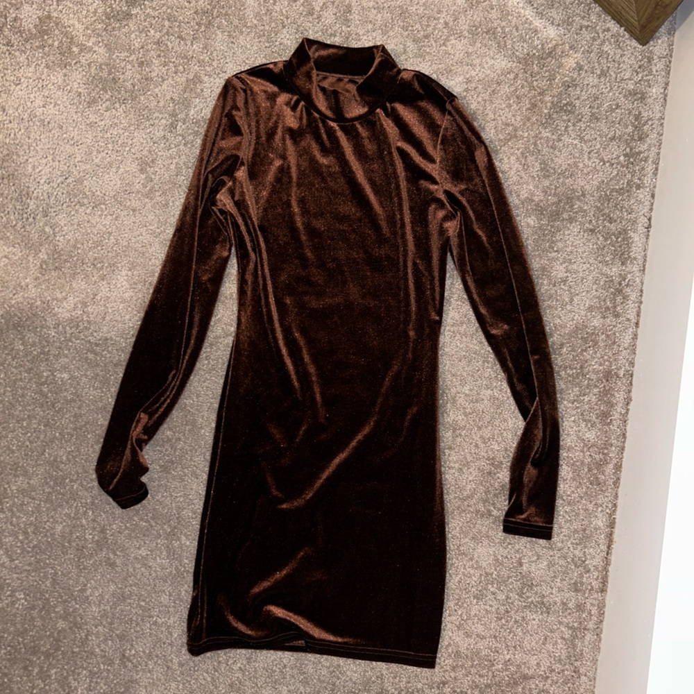 Elegant Brown Velvet Dress